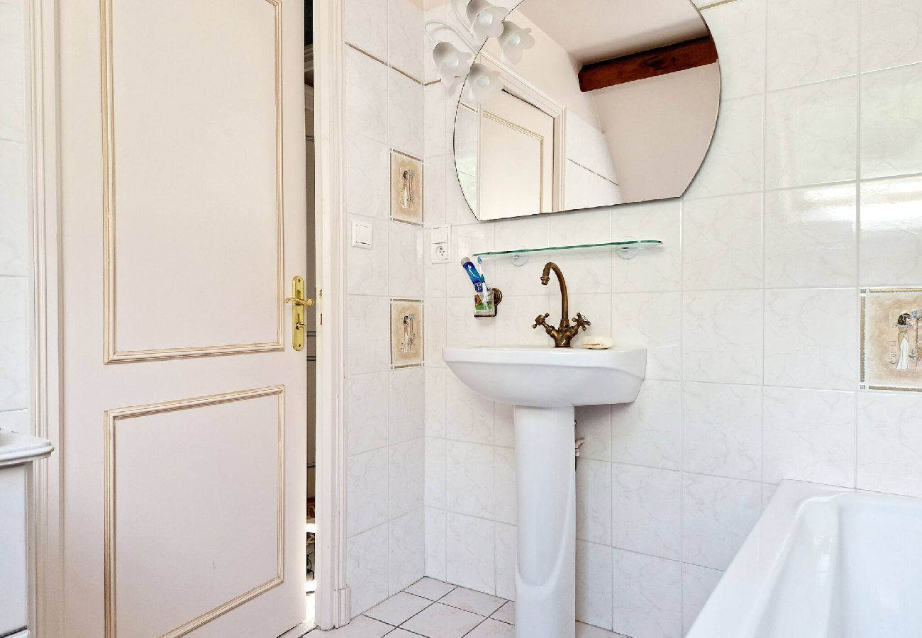 Maison à Campouriez - Maison Le Yoti,  jolie vue sur la Vall&eacute;