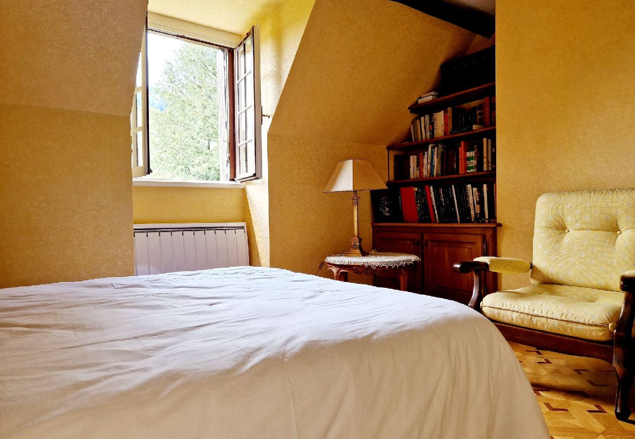 Maison à Campouriez - Maison Le Yoti,  jolie vue sur la Vall&eacute;