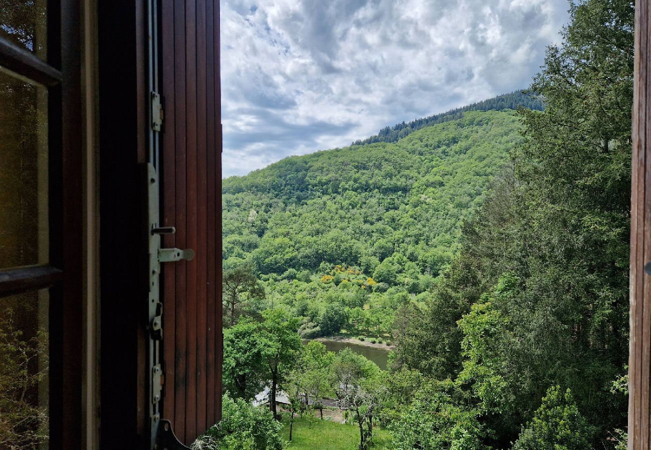 Maison à Campouriez - Maison Le Yoti,  jolie vue sur la Vall&eacute;