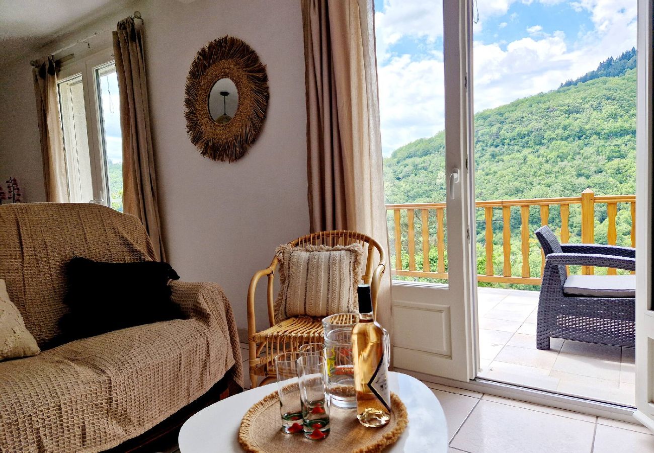 Maison à Campouriez - Maison Le Yoti,  jolie vue sur la Vall&eacute;