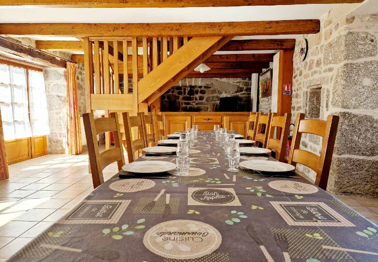 Maison à Saint-Symphorien-de-Thénières - Gite de Saint-Gervais