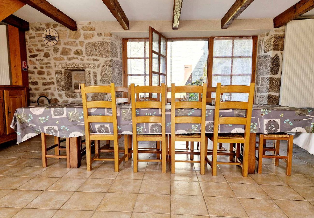 Maison à Saint-Symphorien-de-Thénières - Gite de Saint-Gervais