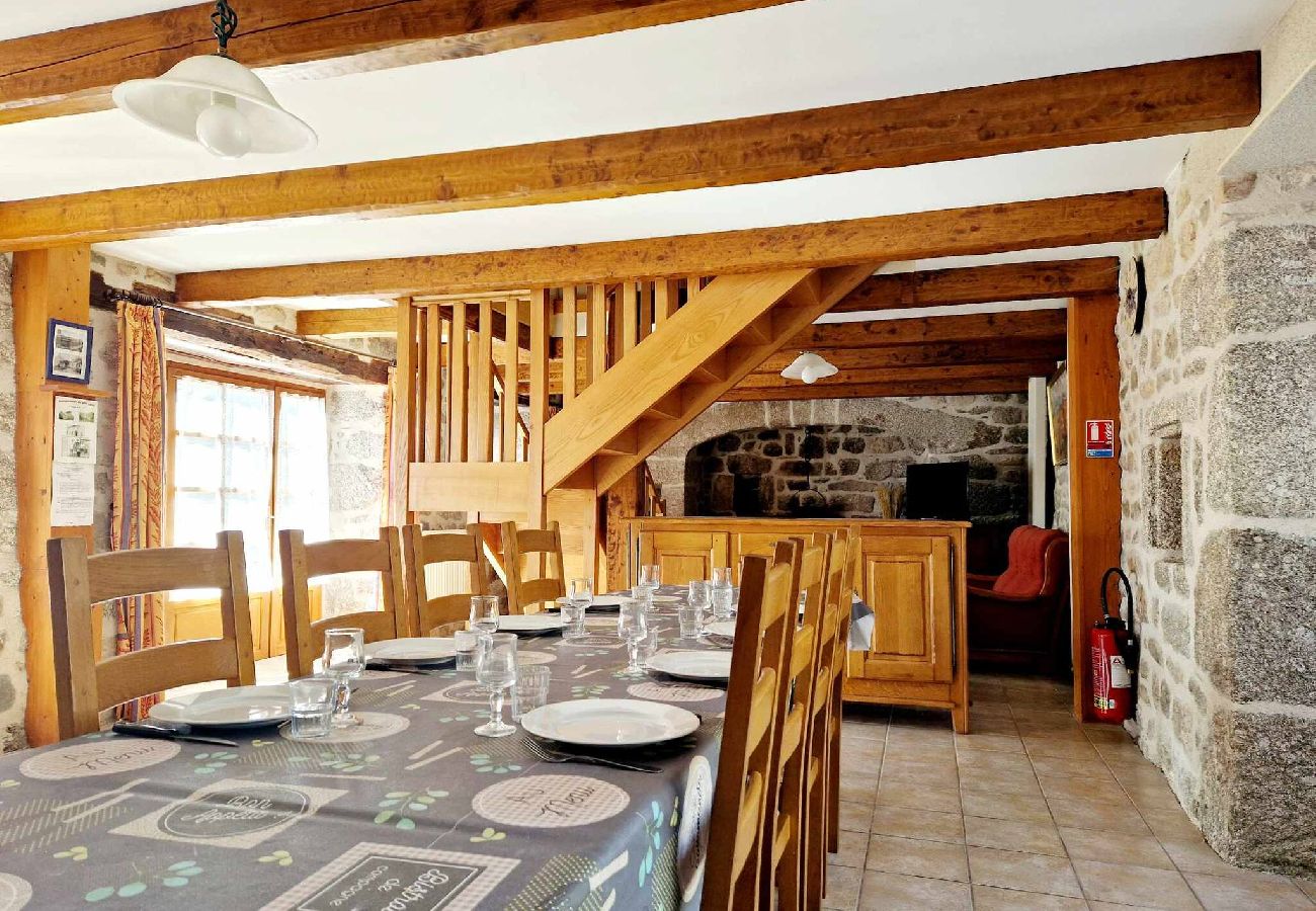 Maison à Saint-Symphorien-de-Thénières - Gite de Saint-Gervais