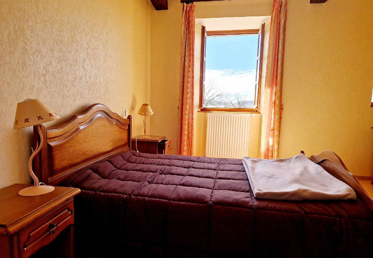 Maison à Saint-Symphorien-de-Thénières - Gite de Saint-Gervais