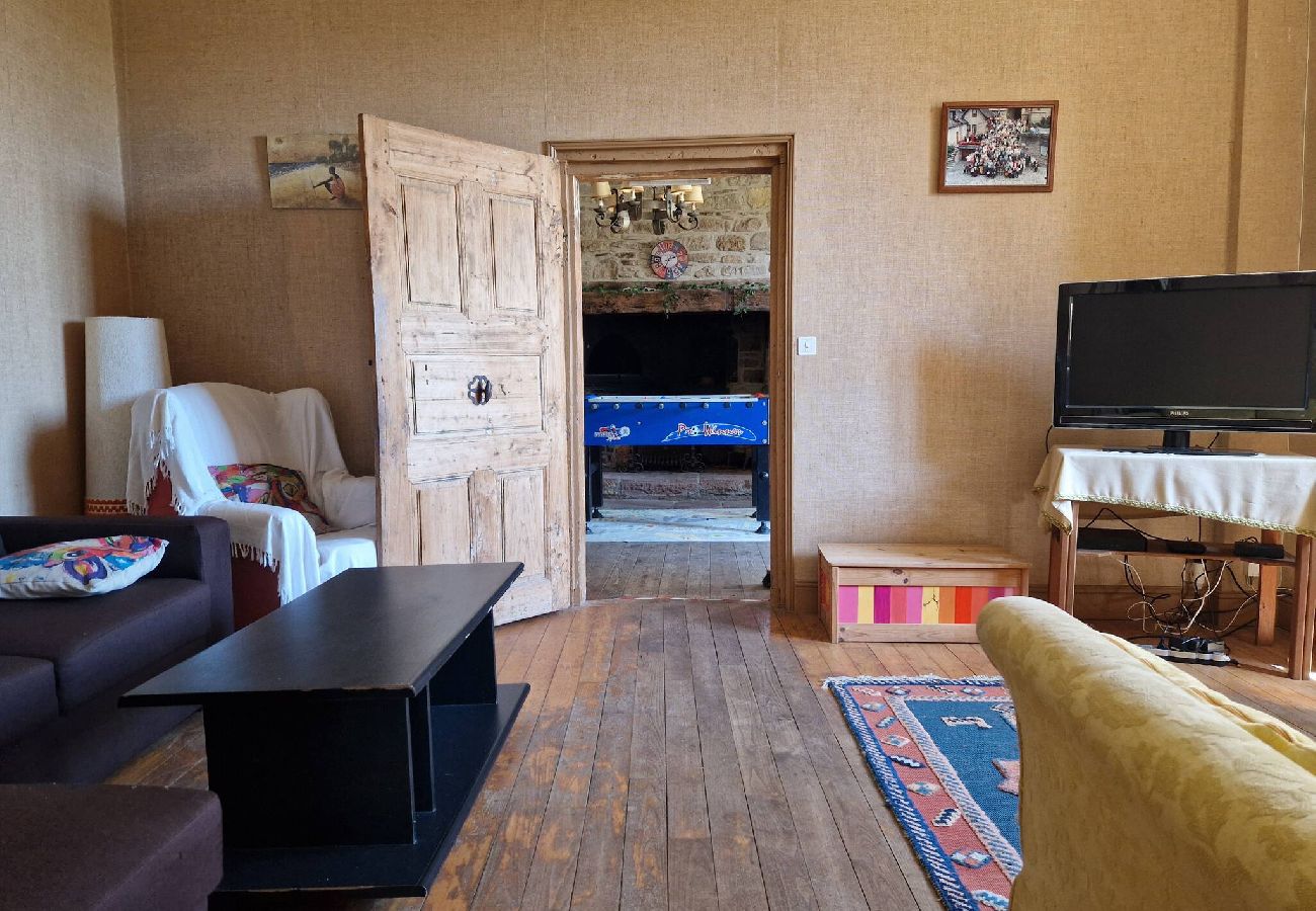 Maison à Estaing - Montrepos - Ancien Presbytère du 17° siècle