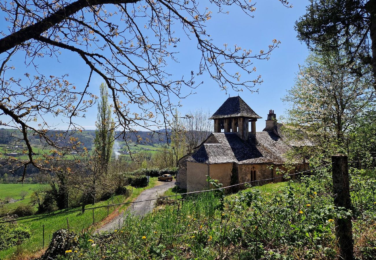 Maison à Estaing - Montrepos - Ancien Presbytère du 17° siècle