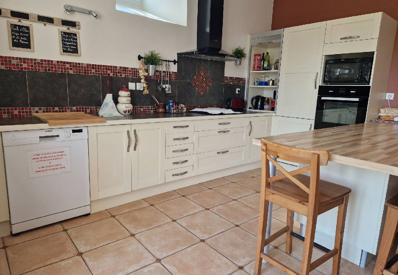 Maison à Estaing - Montrepos - Ancien Presbytère du 17° siècle