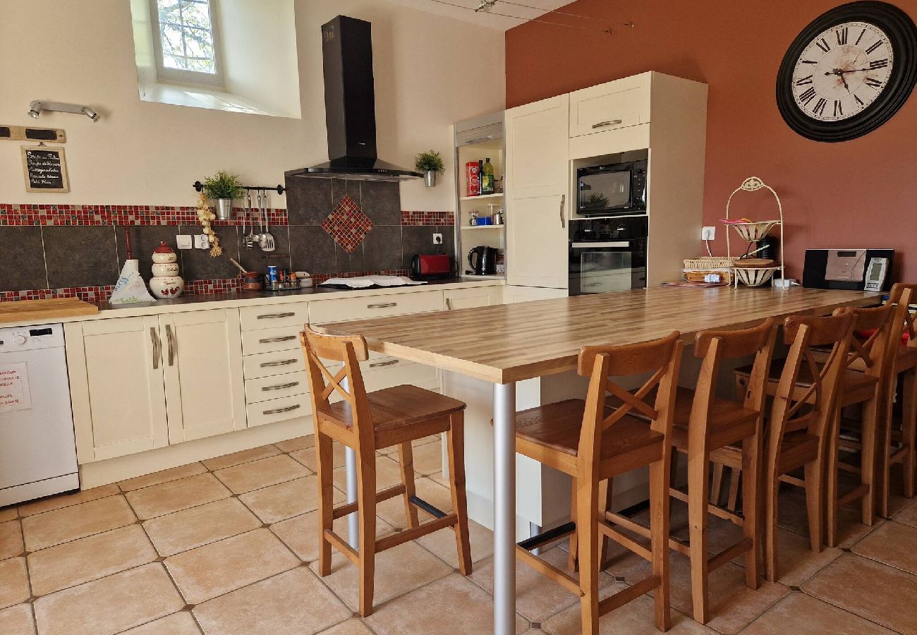 Maison à Estaing - Montrepos - Ancien Presbytère du 17° siècle