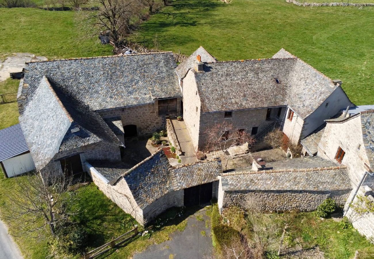 Maison à Le Nayrac - Le Gîte de la Ferme d’Issac