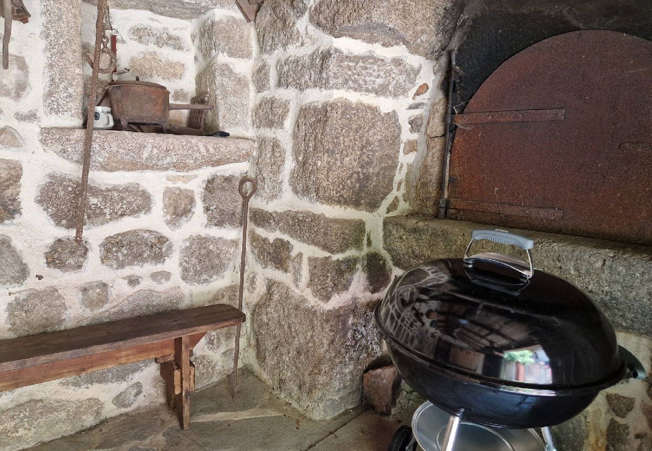 Maison à Le Nayrac - Le Gîte de la Ferme d’Issac