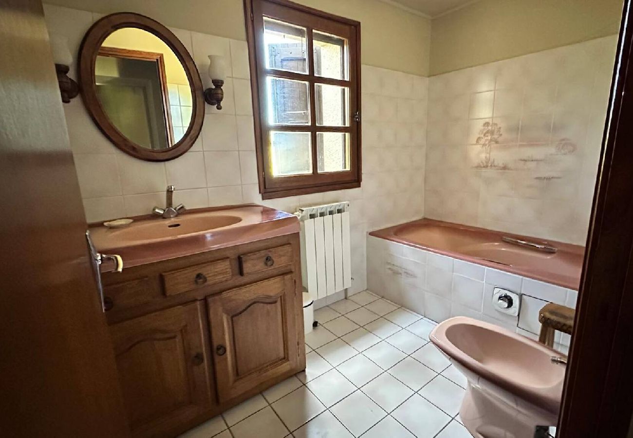 Maison à Le Nayrac - Le Gîte de la Ferme d’Issac