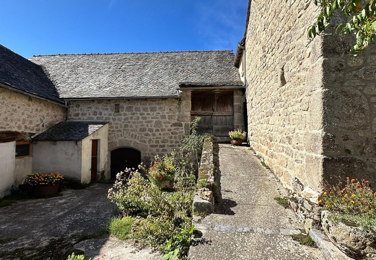 Maison à Le Nayrac - Le Gîte de la Ferme d’Issac