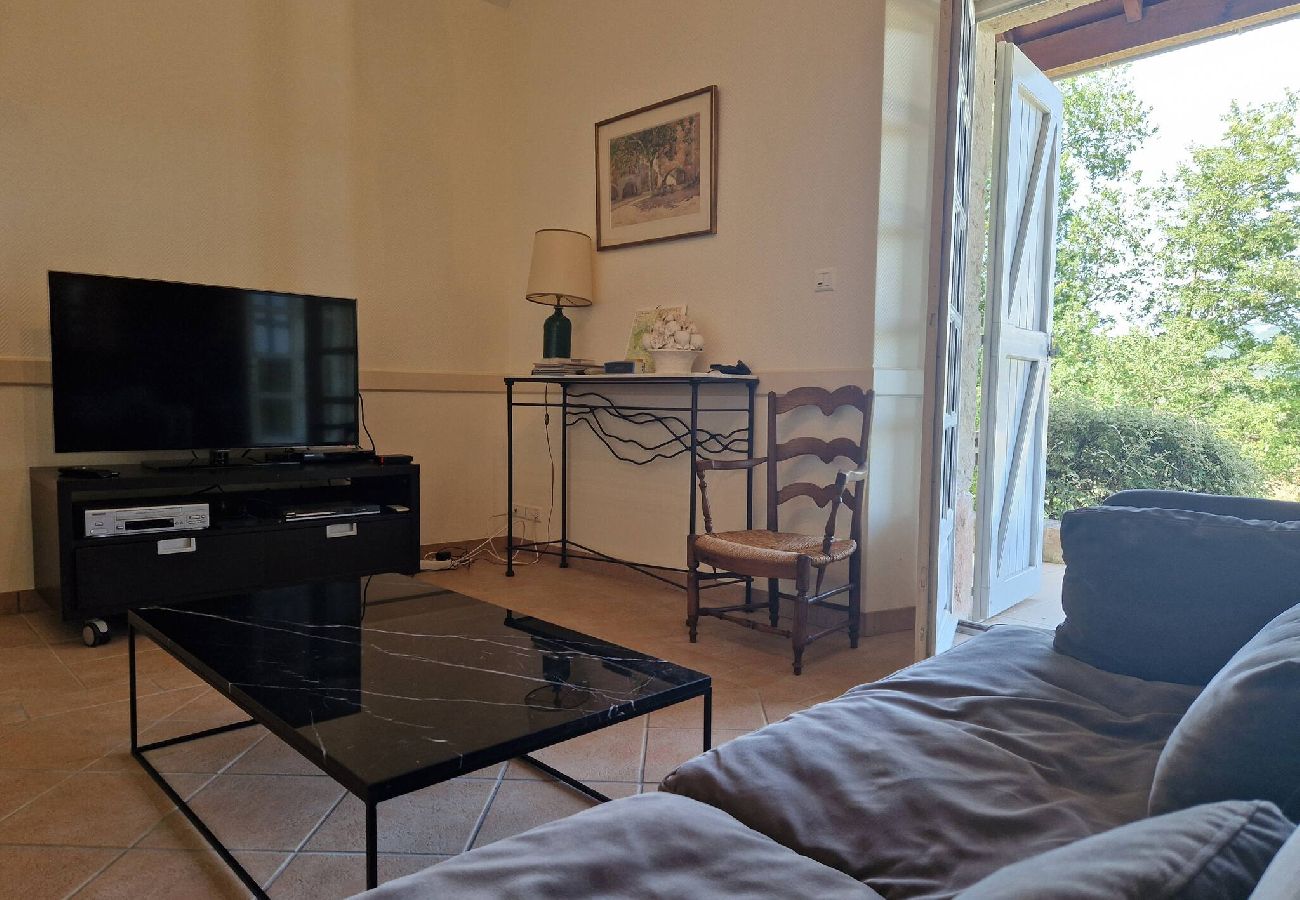 Maison à Bessuéjouls - Villa les Hauts du Lot, Piscine, nature, calme