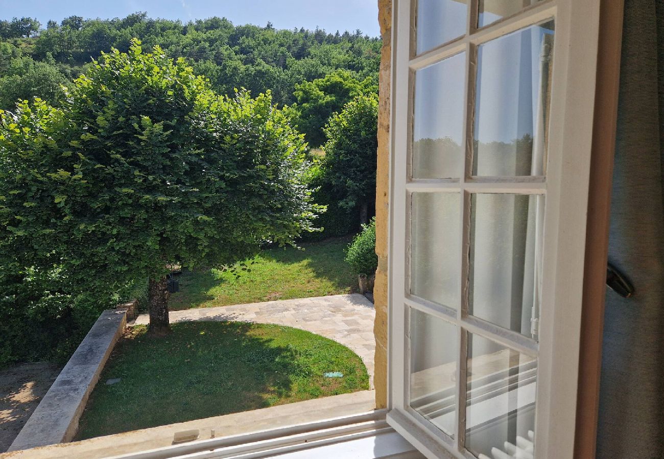 Maison à Bessuéjouls - Villa les Hauts du Lot, Piscine, nature, calme