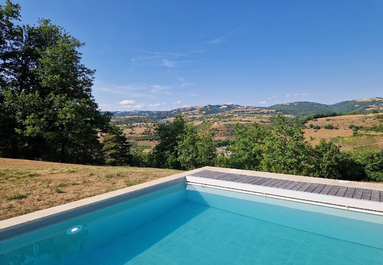 Maison à Bessuéjouls - Villa les Hauts du Lot, Piscine, nature, calme