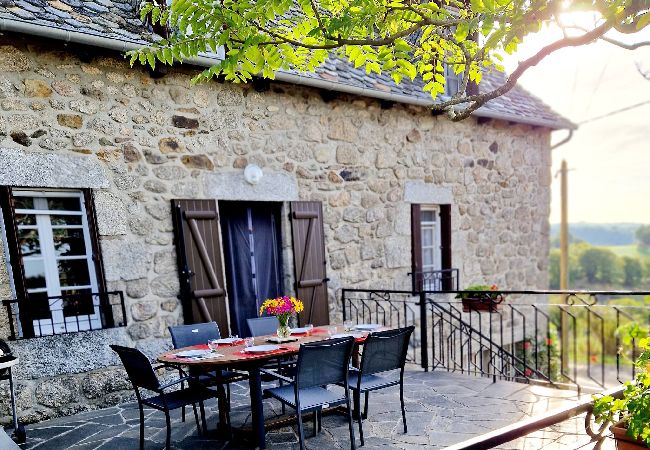 Maison à Estaing - Le Casimir, Maison de campagne à Estaing