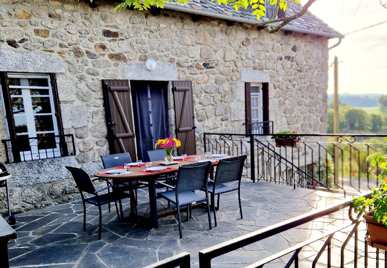 Maison à Estaing - Le Casimir, Maison de campagne à Estaing