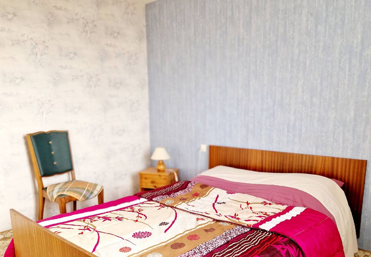 Maison à Estaing - Le Casimir, Maison de campagne à Estaing