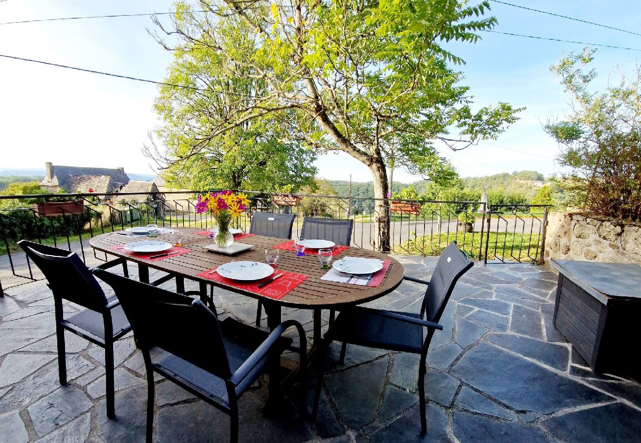 Maison à Estaing - Le Casimir, Maison de campagne à Estaing