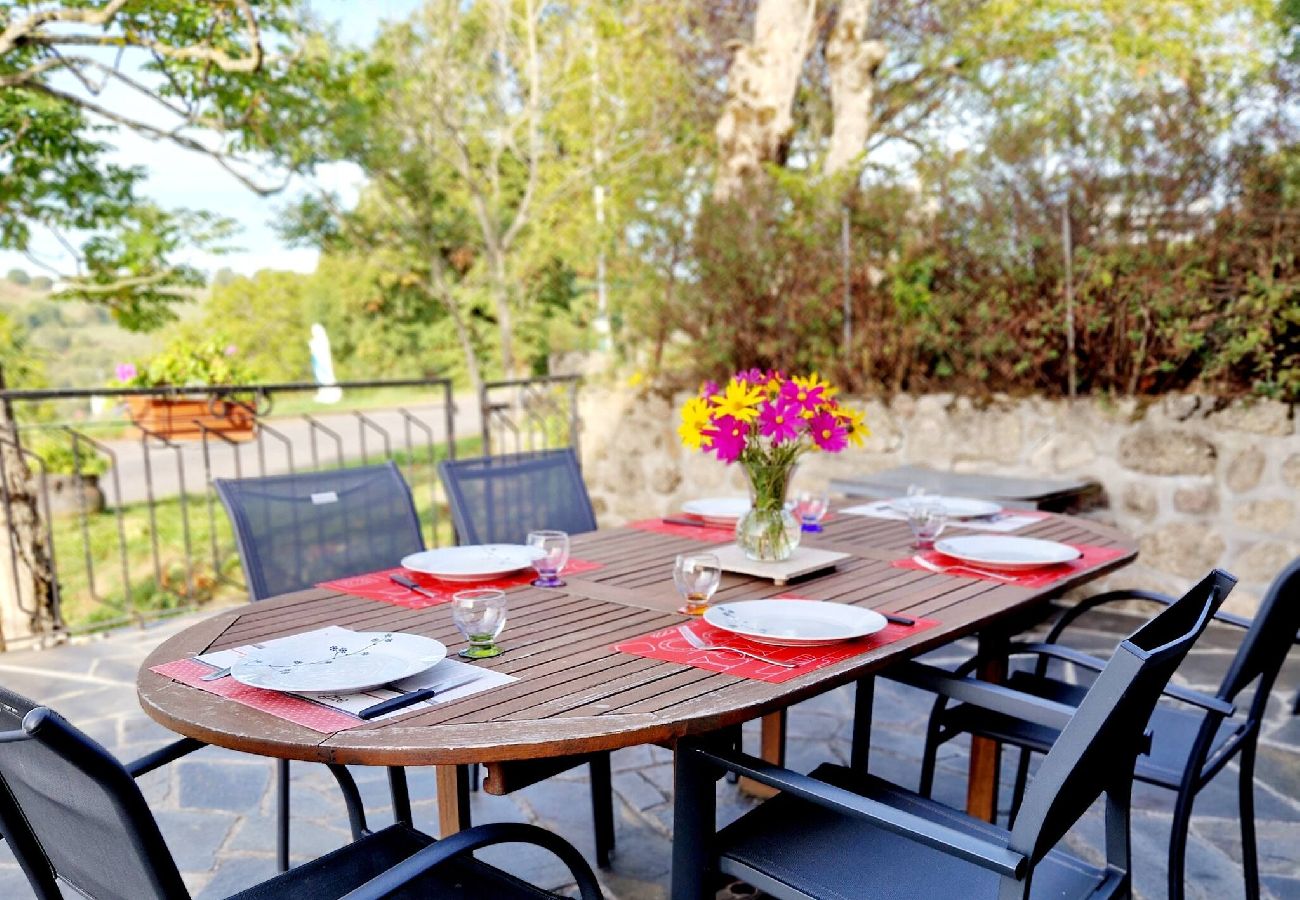 Maison à Estaing - Le Casimir, Maison de campagne à Estaing