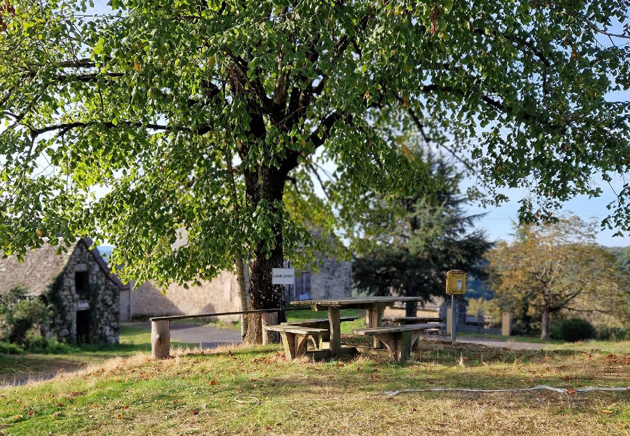 Maison à Estaing - Le Casimir, Maison de campagne à Estaing