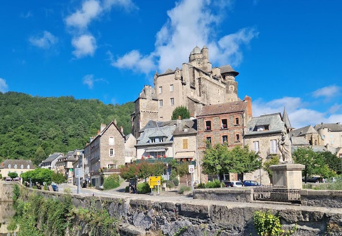 Maison à Estaing - Le Casimir, Maison de campagne à Estaing