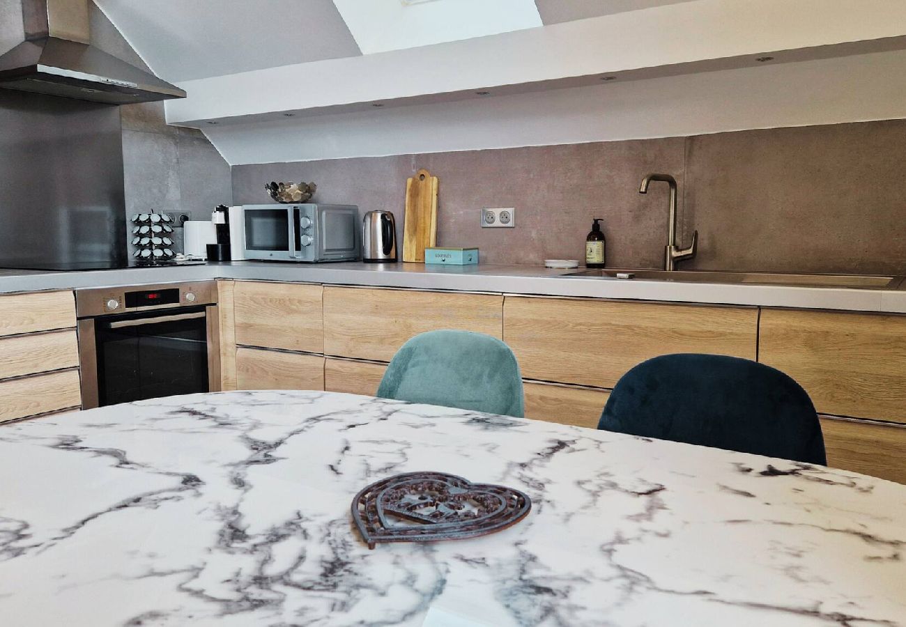 Maison à Laguiole - Loft de Layolette, centre Laguiole, calme