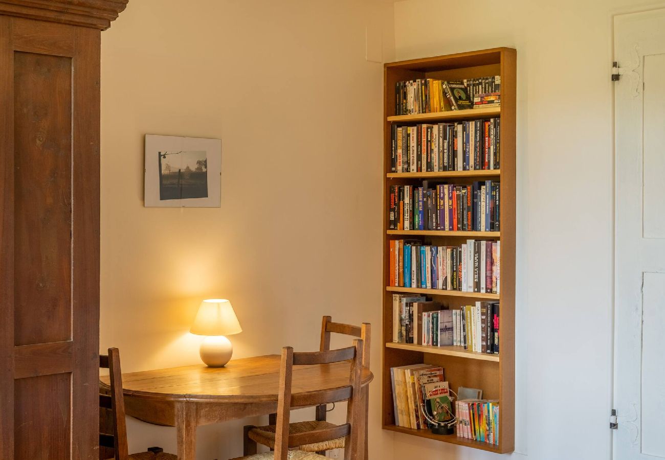 Maison à Saint-Côme-d´Olt - Chardon Bleu, jardin, centre-ville, St-Côme-d´Olt