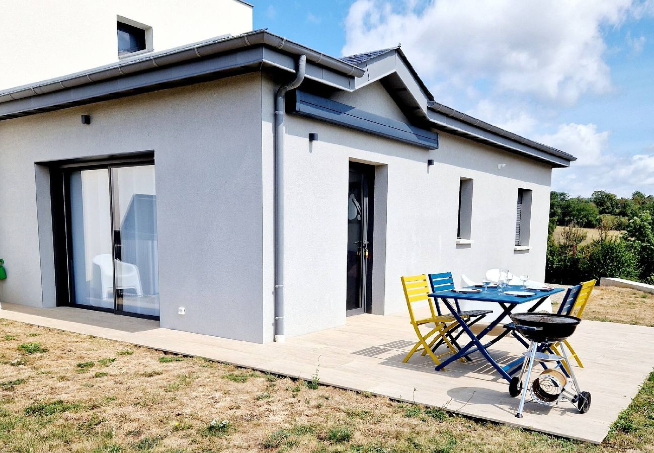 Villa à Gabriac - Le Gîte Aubrac Haut de gamme, Jardin,