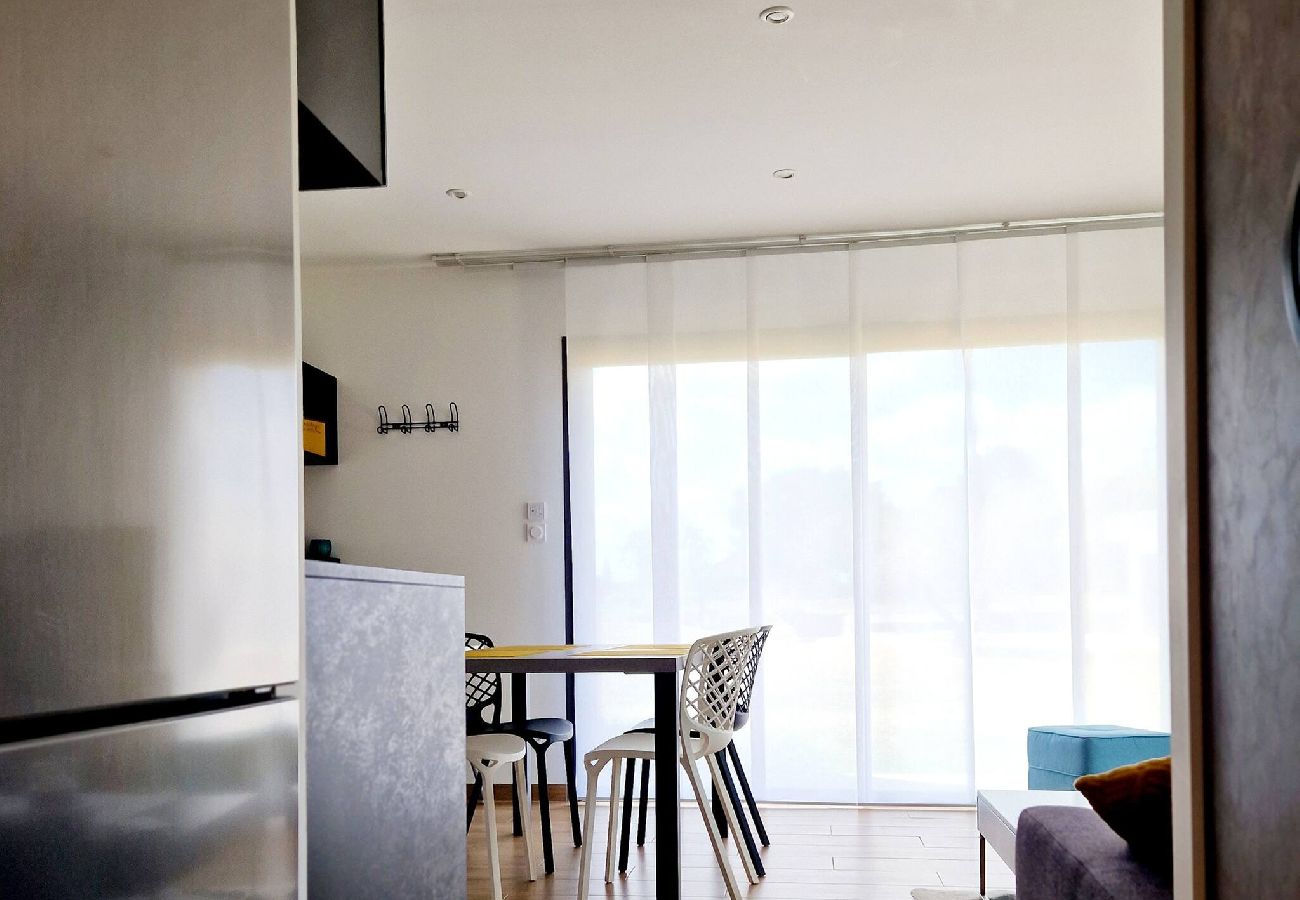 Villa à Gabriac - Le Gîte City Haut de gamme, Jardin, Pi