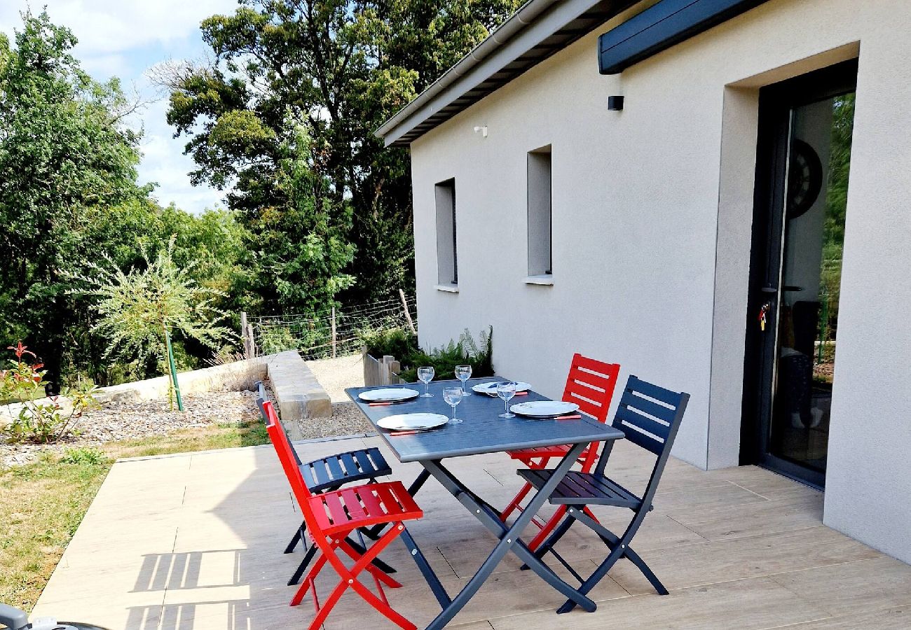 Villa à Gabriac - Le Gîte City Haut de gamme, Jardin, Pi