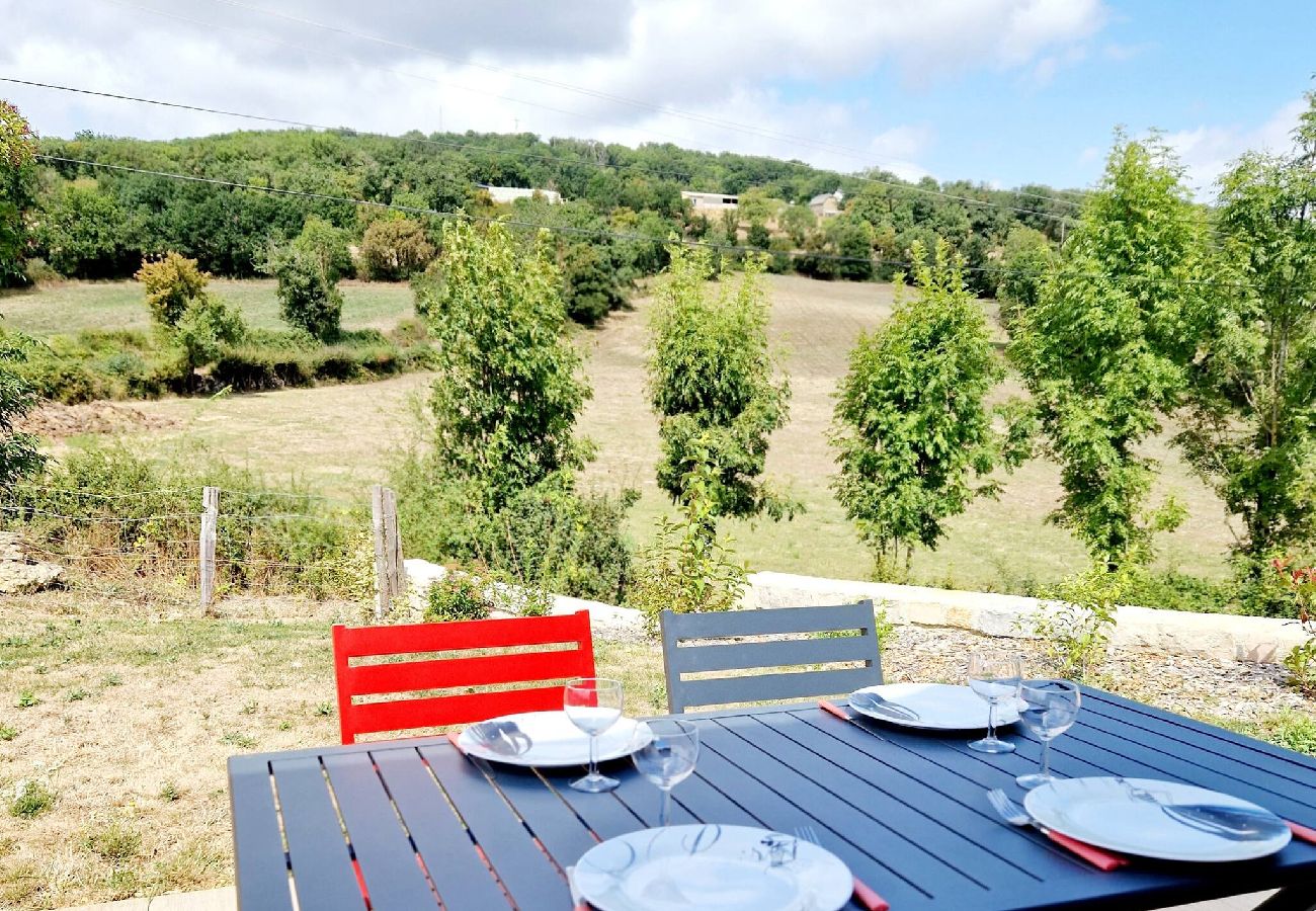 Villa à Gabriac - Le Gîte City Haut de gamme, Jardin, Pi