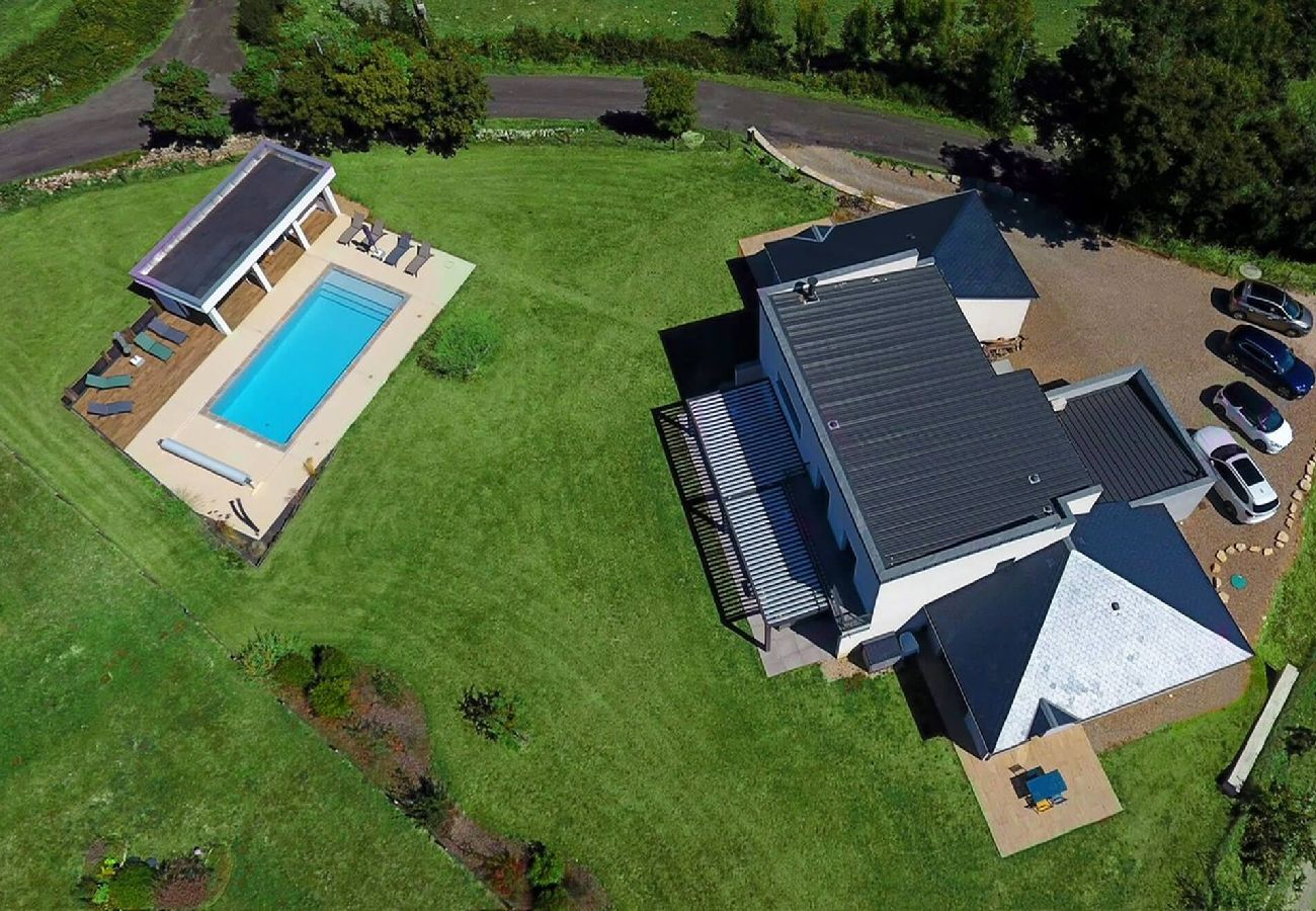 Villa à Gabriac - Le Gîte City Haut de gamme, Jardin, Pi