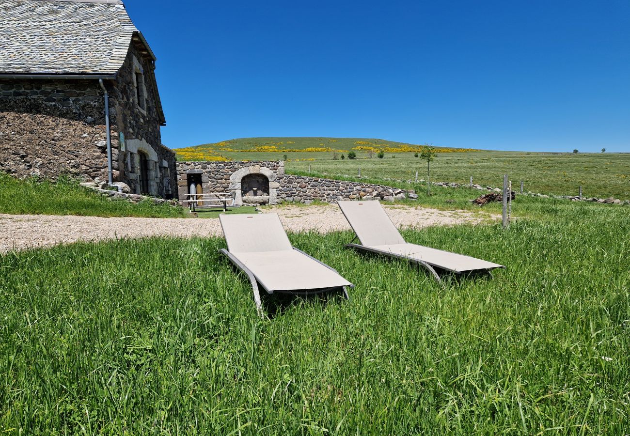 Maison à Laguiole - Buron de Léon, en plein cœur de l Aubrac
