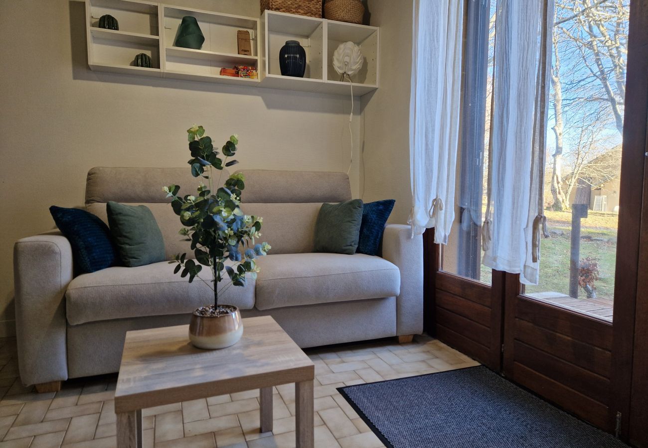 Chalet à Laguiole - Le Chalet de l'Abeille