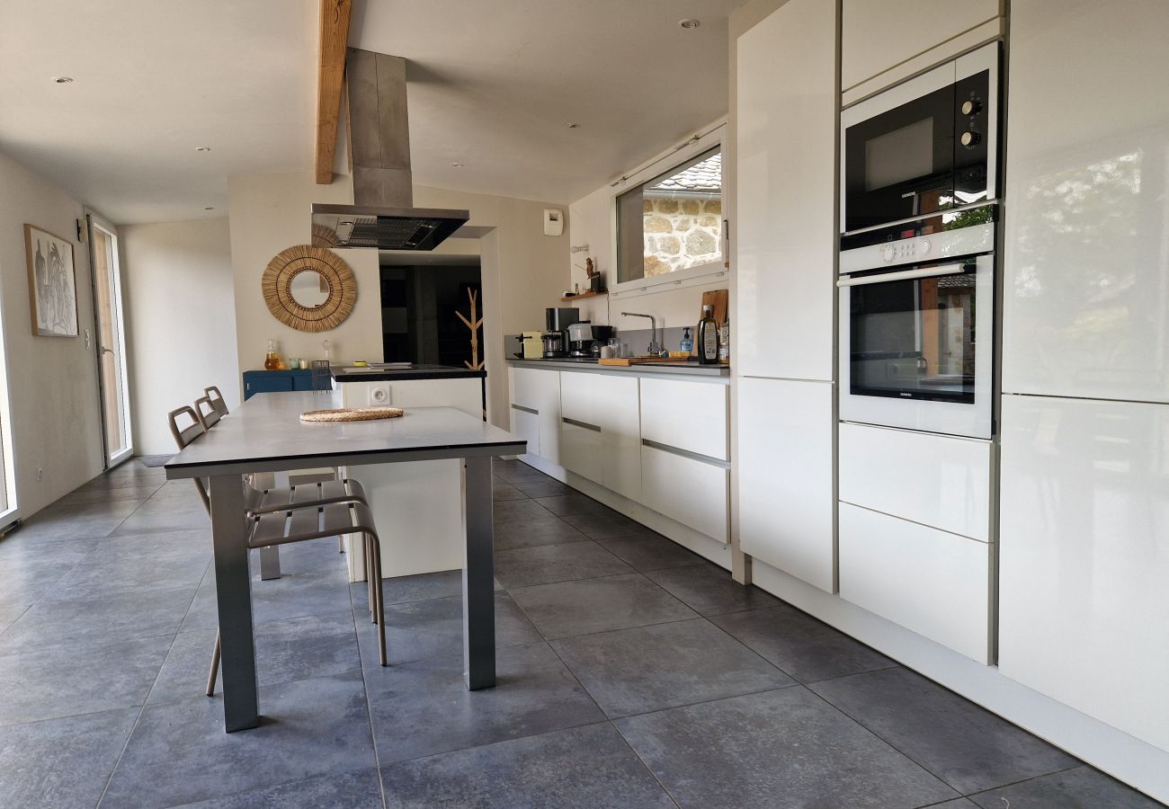 Maison à Le Nayrac - Gite de la Borie