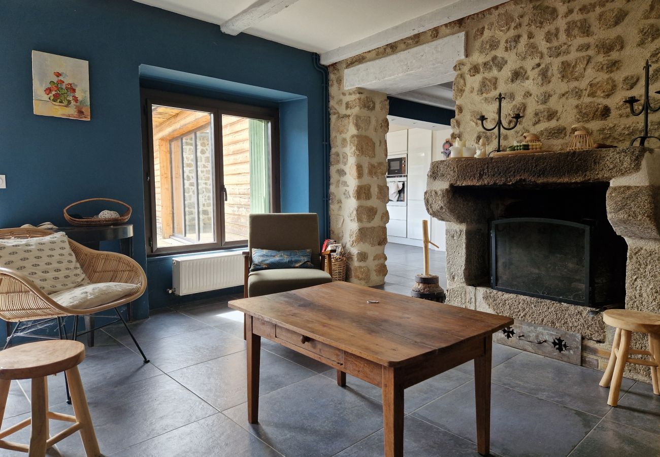 Maison à Le Nayrac - Gite de la Borie