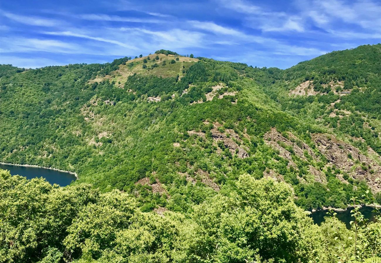 Gîte Rural à Montézic - La Perle de la Vallée