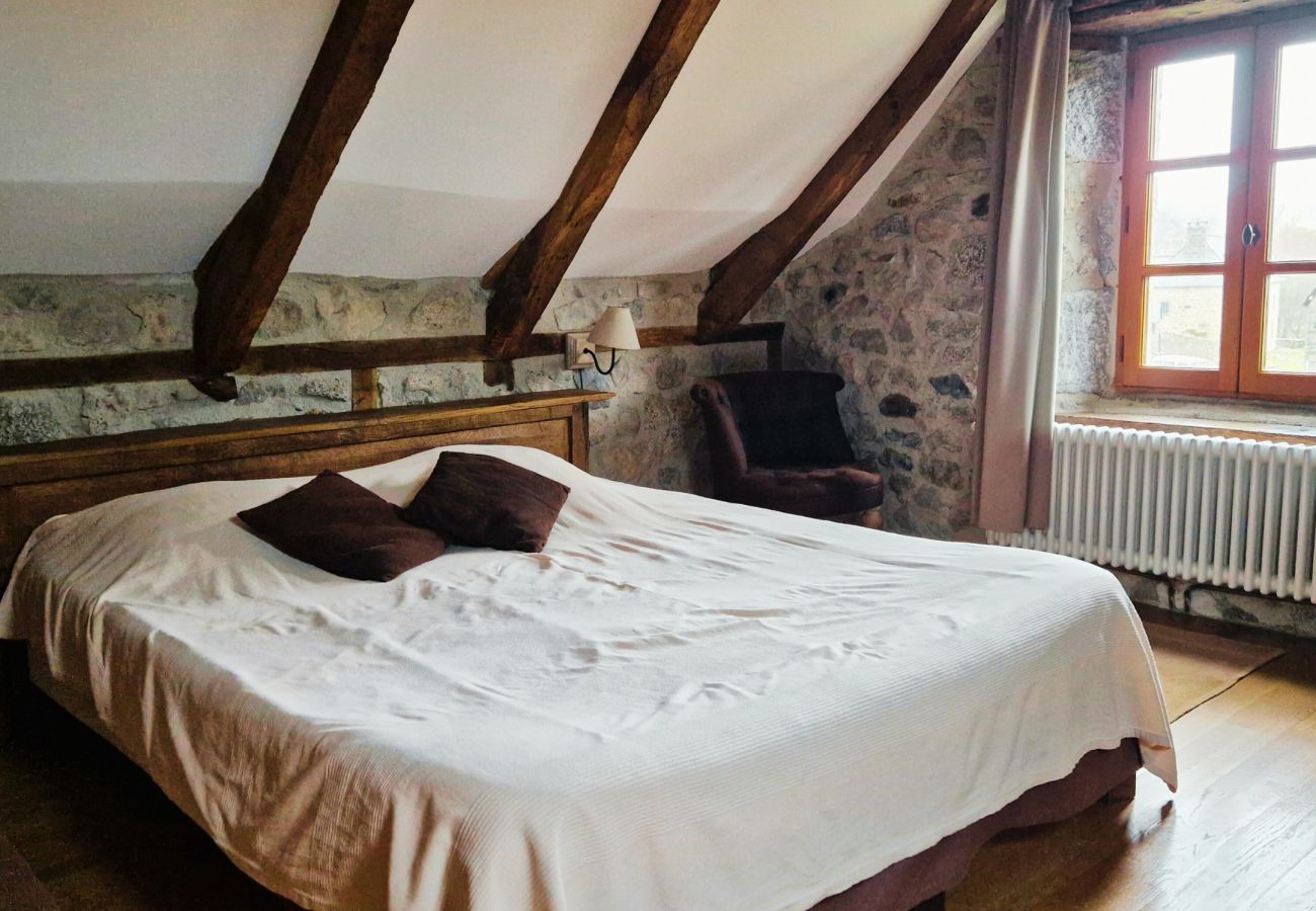 Gîte Rural à Saint-Amans-des-Cots - Gite de Saint-Juery