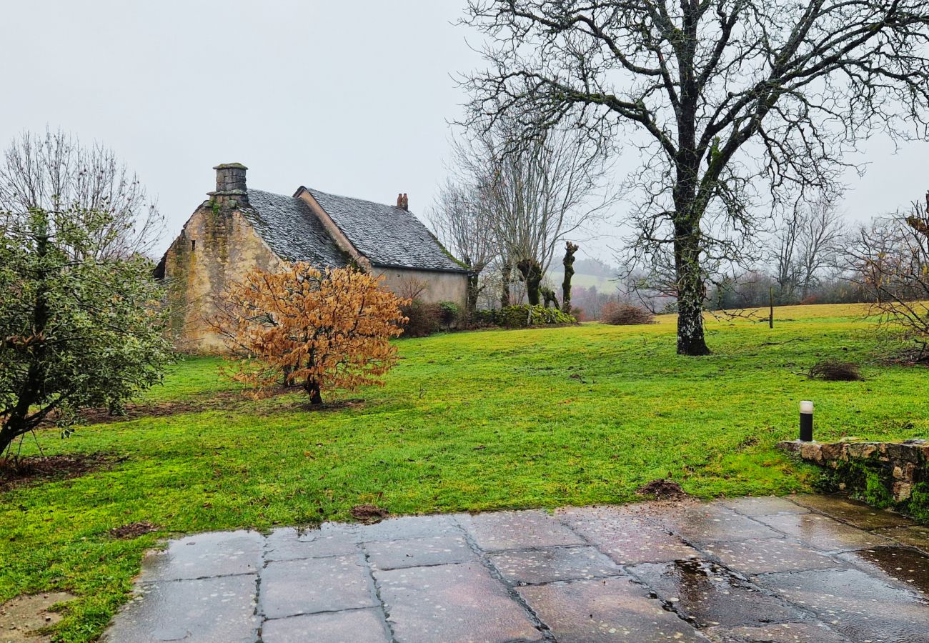 Gîte Rural à Saint-Amans-des-Cots - Gite de Saint-Juery