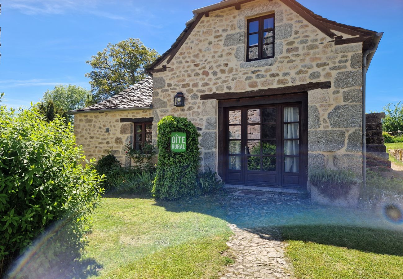 Gîte Rural à Saint-Amans-des-Cots - Gite de Saint-Juery