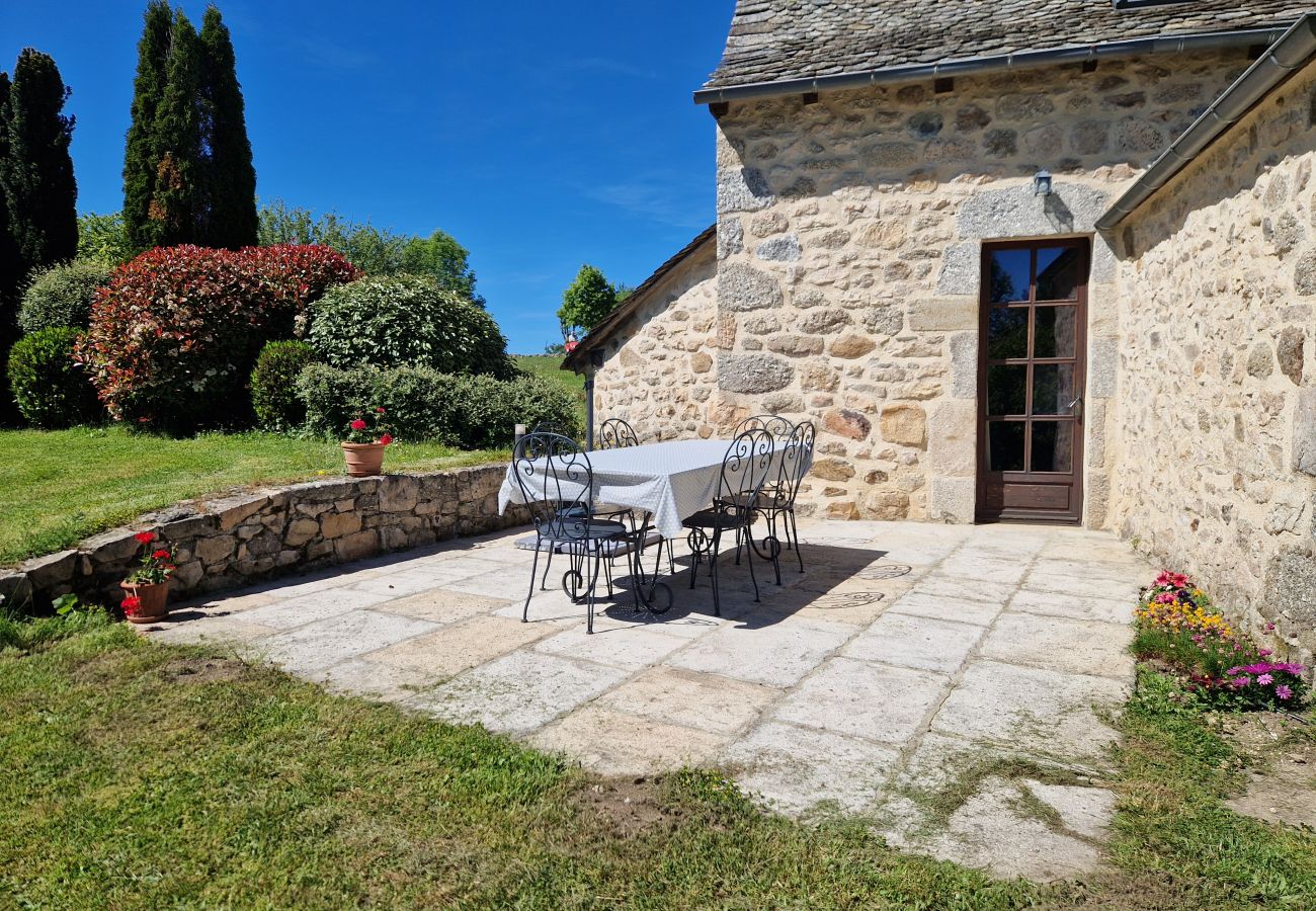 Gîte Rural à Saint-Amans-des-Cots - Gite de Saint-Juery