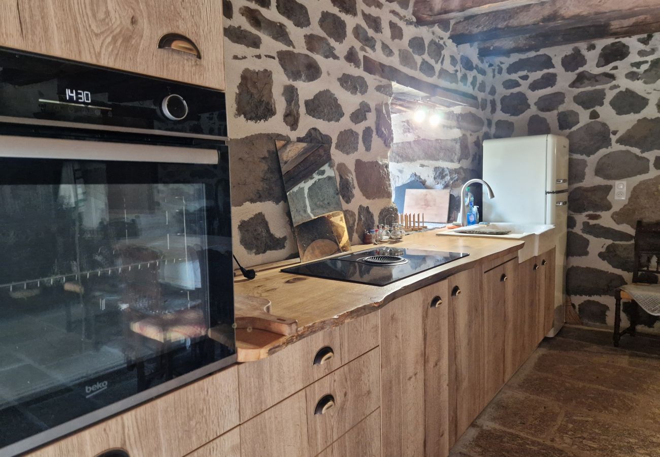 Maison à Cassuéjouls - Le Domaine d'Eugénie